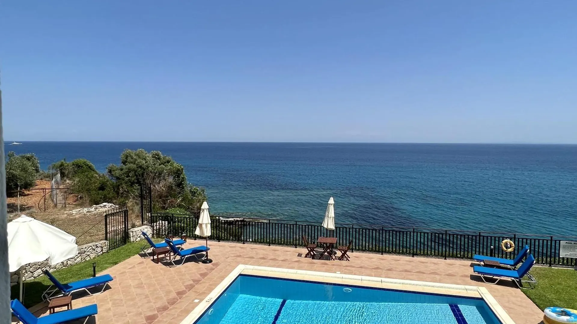 Villa Korfos Skala  Greece